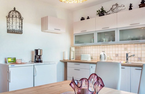 Dietenhofen Apartment | Apartment 'Lisse' with private terrace, private garden and Wi-Fi