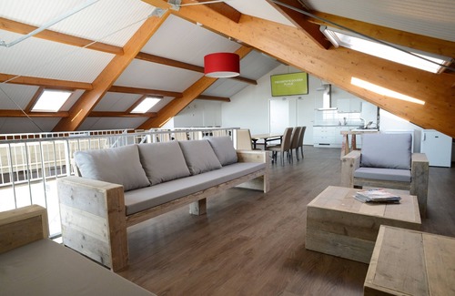 Gaastmeer Apartment | Apartment located directly on the water
