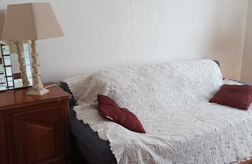 Crocq Apartment | Apartment located in a small tourist village shops essential