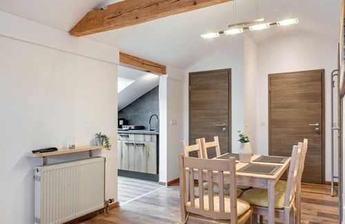 Perlesreut Apartment | Apartment 'Lusen' with Shared Terrace, Shared Garden and Wi-Fi