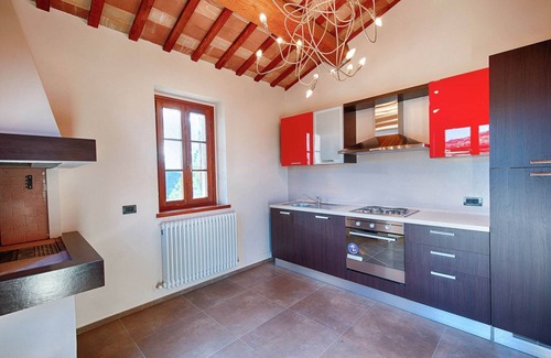 SantʼAngelo in Vado Villa | Apartment Montefeltro with Whirlpool