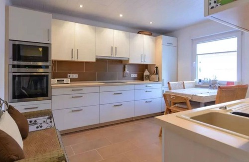 Maintal Apartment | Apartment 'Maintal 1' with Private Terrace and Wi-Fi