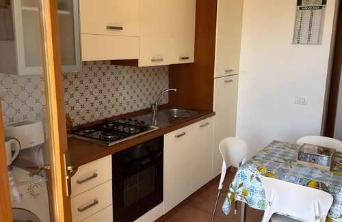 Macari Apartment | Apartment 'Makari' with Sea View, Wi-Fi and Air Conditioning
