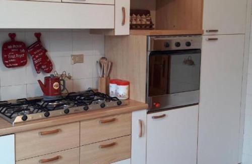 Aymavilles Apartment | Apartment 'Mansarda Le Chateau' with Mountain View, Shared Garden and Wi-Fi