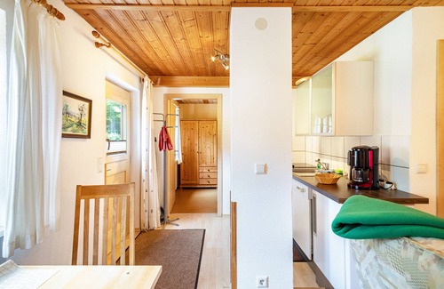 Weiler-Simmerberg Apartment | Apartment "Marie" with Garden & Wi-Fi
