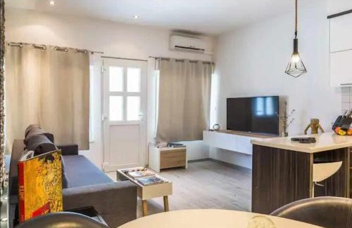 Istok Apartment | Apartment Mimi i Mana