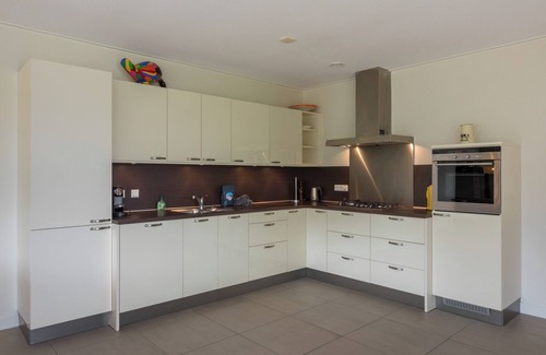 Oranjeplaat Apartment | Apartment - Muidenweg 1P | Arnemuiden