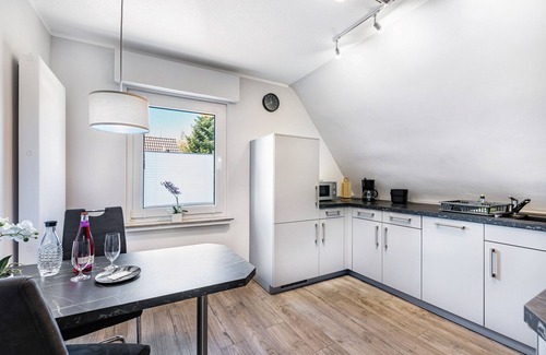 Wickede Apartment | Apartment 'Obergeschoß' with Wi-Fi