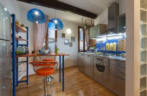 Sant' Ambrogio Apartment | Apartment on the first floor completely refurbished in a contemporary style.