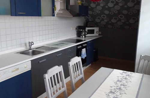 Ernstroda Apartment | Apartment on the forest in Ernstroda