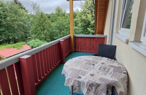 Ernstroda Apartment | Apartment on the forest in Ernstroda