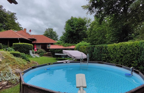 Ernstroda Apartment | Apartment on the forest in Ernstroda