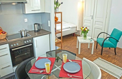Wieden Apartment | Apartment on the Naschmarkt