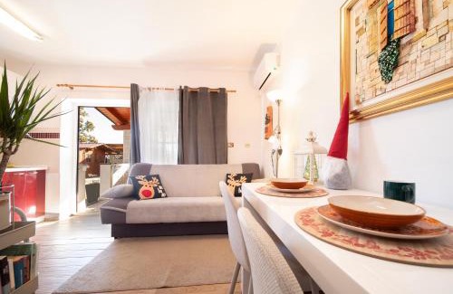 Opric Apartment | Apartment Opatija with Garden and Seaview