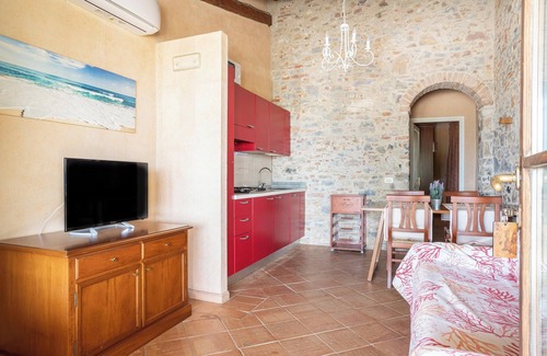 Riotorto Apartment | Apartment 'Palmaiola' with Sea View, Wi-Fi and Air Conditioning
