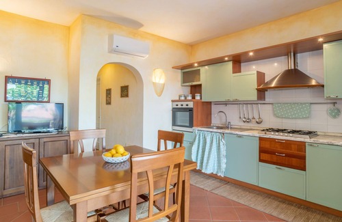 La Conia Apartment | Apartment Pino by Interhome