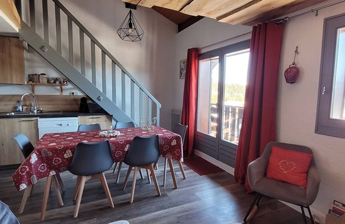 Le Praz de Lys Apartment | Apartment PRAZ DE LYS 6-8 people le VESINE