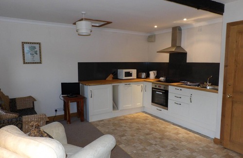 Manton Apartment | Apartment Premium Private Bathroom Fennel Folly