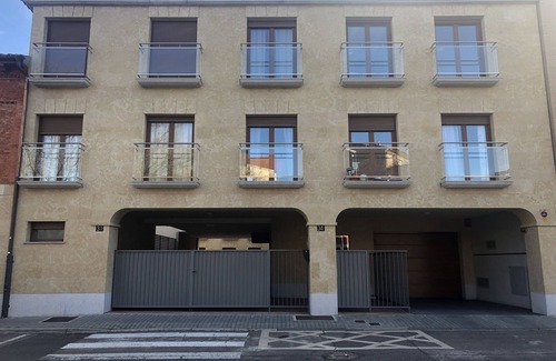Arrabal Apartment | Apartment-Private Bathroom-P2 1G