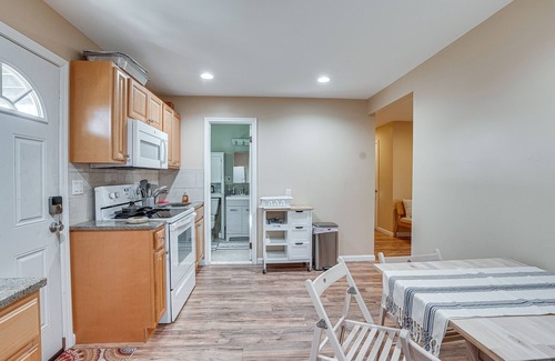 Valley Cottage Apartment | Apartment Rental: 2 Mi to Rockland Lake State Park