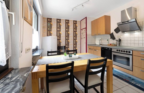 Kamp-Bornhofen Apartment | Apartment 'Rheinferien' with Private Terrace, Private Garden and Wi-Fi