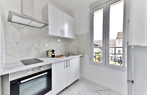 Gagny Apartment | Apartment Rose Moderne Near the capital