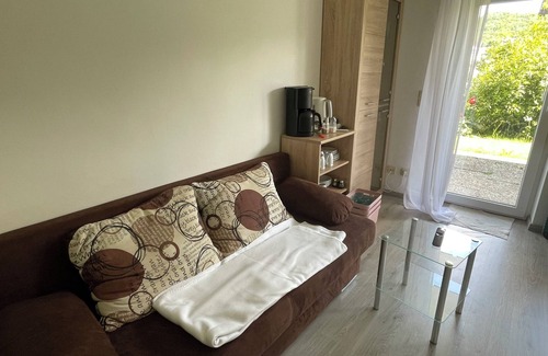 Heiligenstadt in Oberfranken Apartment | Apartment Schlossblick Cozy modern apartment with terrace and view