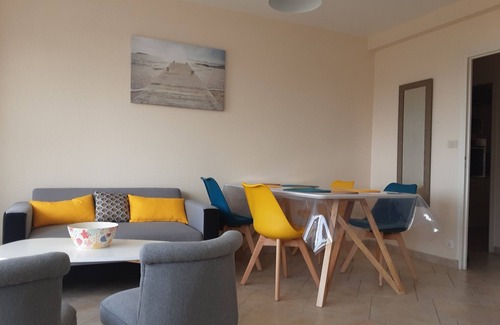 Trebeurden Apartment | Apartment sea view 100 m beach 4 pers 52 m2