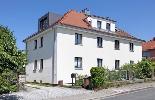 Bayreuth Apartment | Apartment 'Skyline Suite' with Wi-Fi