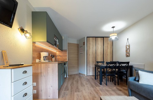 Saint-Lary-Soulan Apartment | Apartment sleeps 4 Immediate access - cable car - thermal baths - town center
