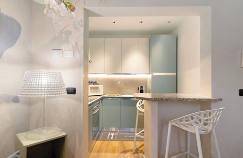 Vado Ligure Apartment | Apartment 'Soleluna' with Wi-Fi and Air Conditioning