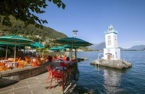 Consiglio di Rumo Apartment | Apartment 'Spacious Historic F1' with Lake View, Wi-Fi and Air Conditioning