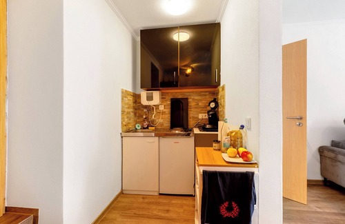 Pruem Apartment | Apartment 'St Wendel Zimmer8' with Wi-Fi