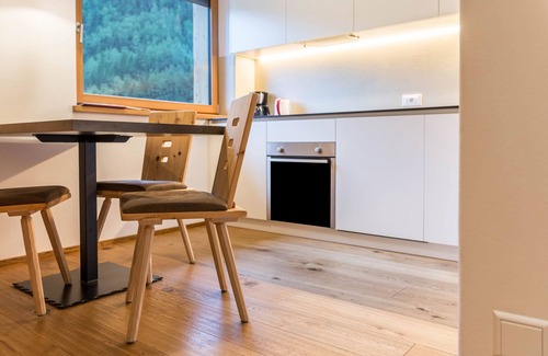 Santo Stefano Apartment | Apartment "Stefansdorf Wohnung 9" with Mountain View, Wi-Fi, Garden, Balcony & BBQ