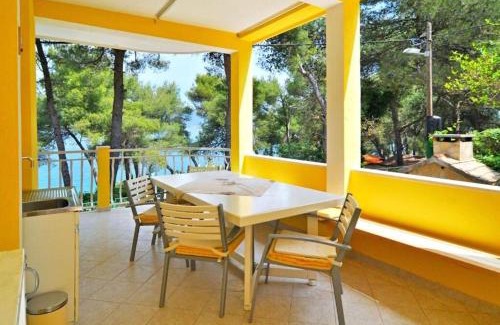 Slatine Apartment | Apartment Steli