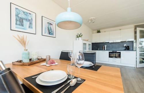 Municipality of Ameland Apartment | Apartment Strandbur 4 on the ground floor on the sunny south side - pets welcome