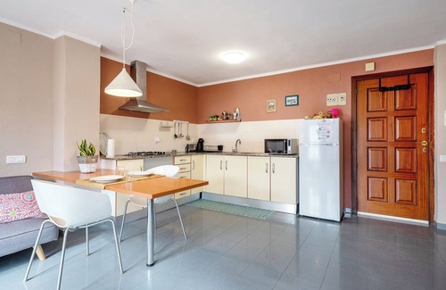 Amposta Apartment | Apartment 'Super Terraza' with Private Terrace, Wi-Fi and Air Conditioning
