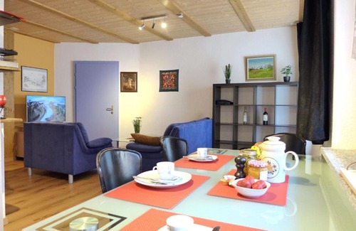 Boenigen Apartment | Apartment Tilia by Interhome