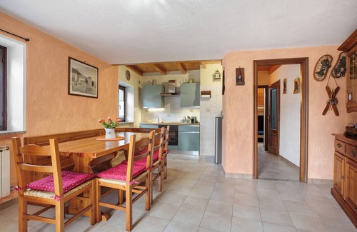 Fenis Apartment | Apartment 'Tillier' with Mountain View and Wi-Fi
