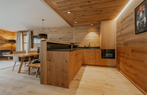 Lech am Arlberg Ski Chalet | Apartment TOP 5 - Almrausch BoutiqueChalet
