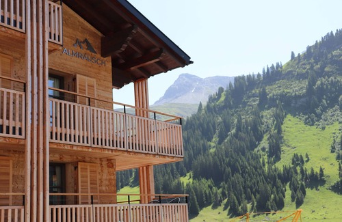 Lech am Arlberg Ski Chalet | Apartment TOP 5 - Almrausch BoutiqueChalet