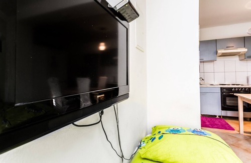 Troisdorf Apartment | Apartment Troisdorf Spich 1, 1 Wohn-/schlafzimmer, Max. 3 Personen