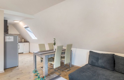 Wiesloch Apartment | Apartment 'Unique Apartments' in the center of Wiesloch with Private Terrace and Wi-Fi
