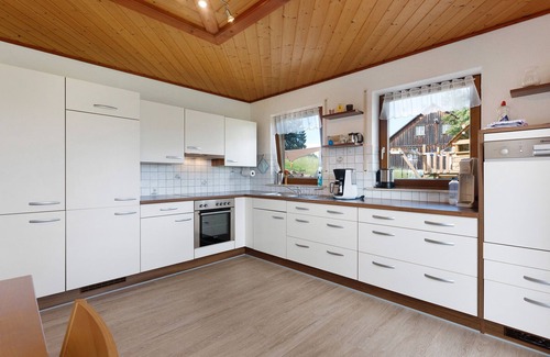 Sankt Georgen im Schwarzwald Apartment | Apartment 'Ursprung' with Balcony and Wi-Fi
