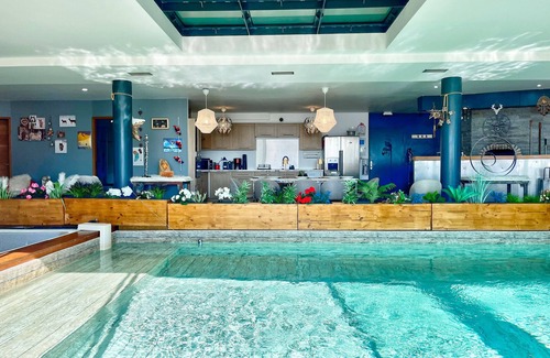Chamrousse Apartment | Apartment 'Vacances De Rêves' with Mountain View, Private Terrace and Wi-Fi