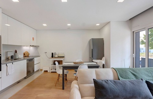 Macieira de Cambra Apartment | Apartment 'Vale Viver' with Wi-Fi and Air Conditioning