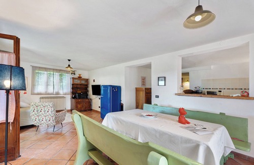 Vergiate Apartment | Apartment 'Valerio' with Mountain View, Wi-Fi and Air Conditioning