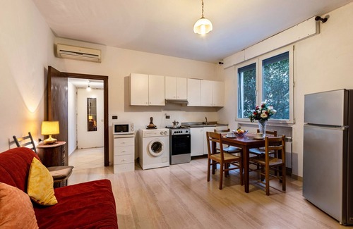 Santa Maria in Stelle Apartment | Apartment "Via Mocenigo" Close to the Beach
