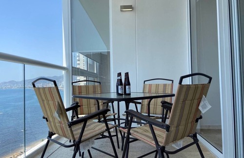 Costa Azul Apartment | Apartment with beautiful view of the bay