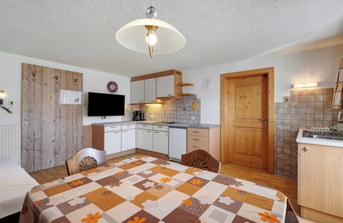 Valle San Silvestro Apartment | Apartment 'Wegscheiderhof' with Mountain View, Private Terrace and Wi-Fi